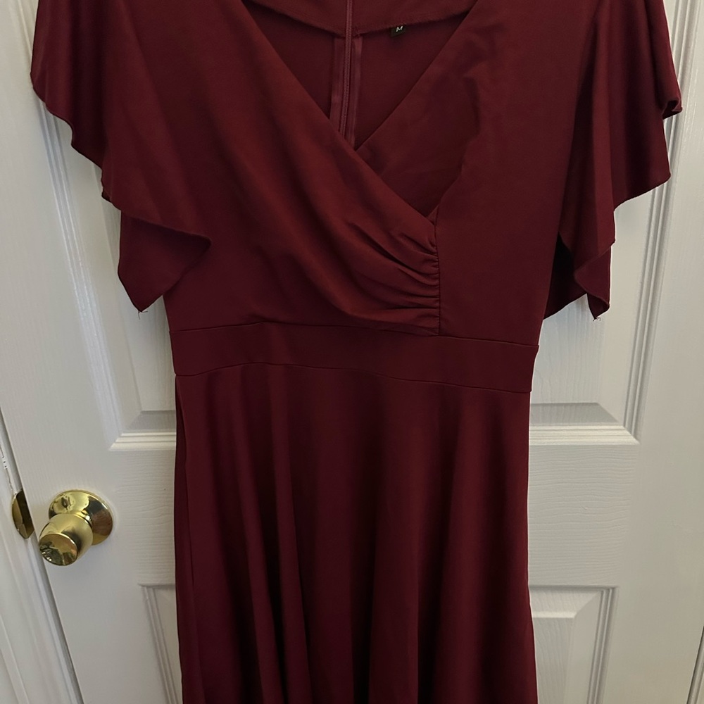 Elegant Burgundy Flutter Sleeve Midi Dress